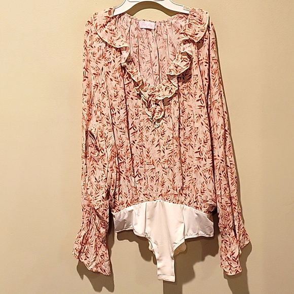 ❤️ NWOT! PINK LILY DUSTY ROSE RUFFLE BODYSUIT, XL - Picture 1 of 7